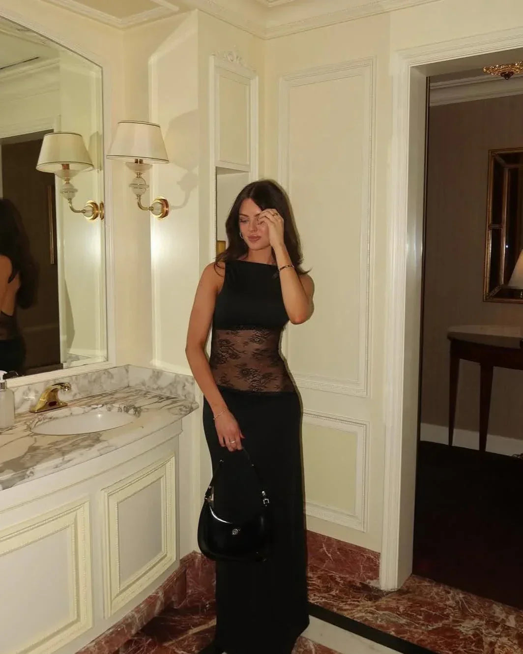Aaliyah | Robe longue dos nu sans manches en dentelle pour femme