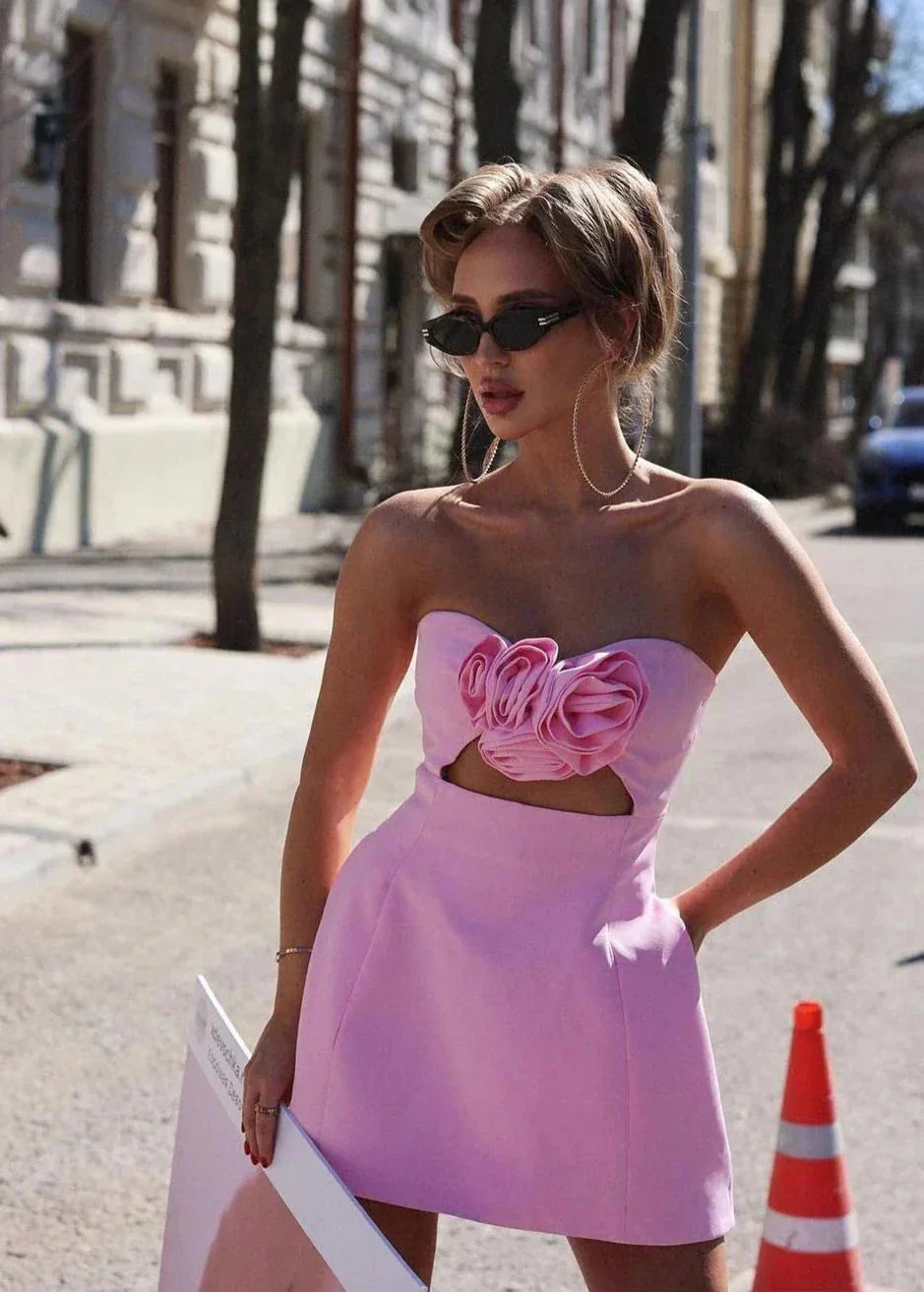 Elspeth | Robe cocktail bustier courte à fleurs pour femme