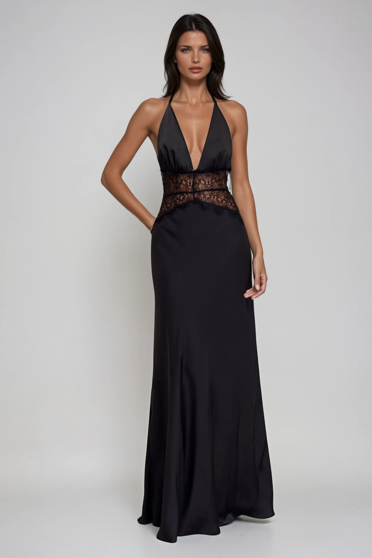Séléné | Robe longue dos nu en dentelle décolletée pour femme