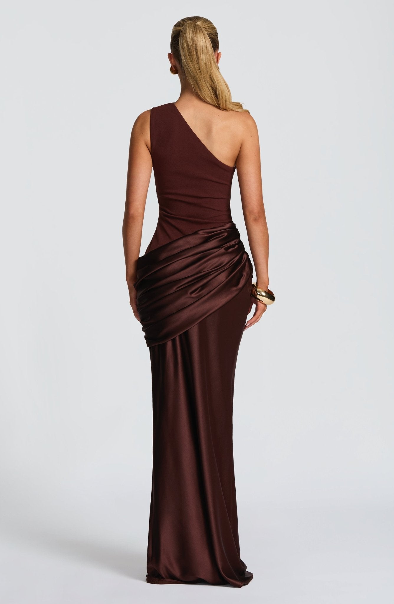 Ophelia | Robe longue asymétrique pour invitée de mariage